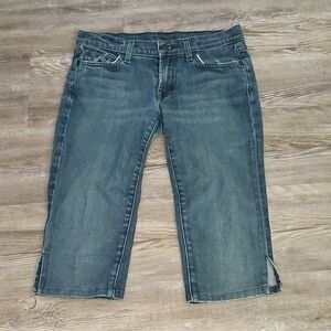 7 for all Man Kind cropped capris Sz  27